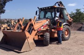 BACKHOE OPERATIONS FOR PUBLIC WORKS - 15 Min.