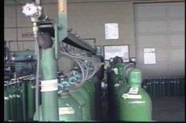 SAFE USE OF COMPRESSED GAS CYLINDERS - 8 Min.