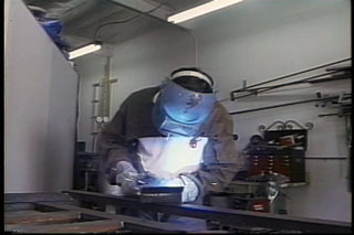 ARC WELDING SAFETY - 11 Min. - Click Image to Close