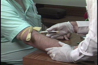 NEEDLESTICK INJURY PREVENTION 2000 - 13 Min - Click Image to Close